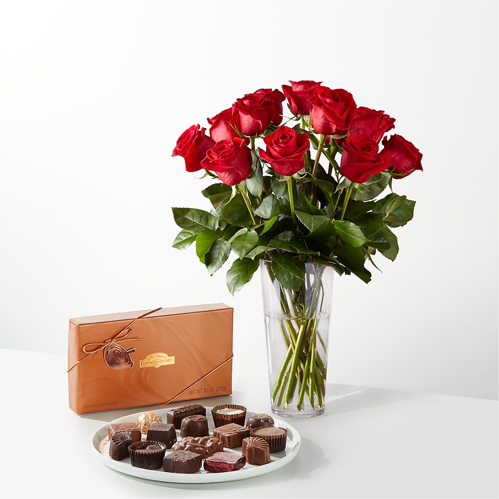 Romantic Long Stem Red Rose Bouquet Bundles – Lovely Flowers And Gifts, Islip Terrace NY