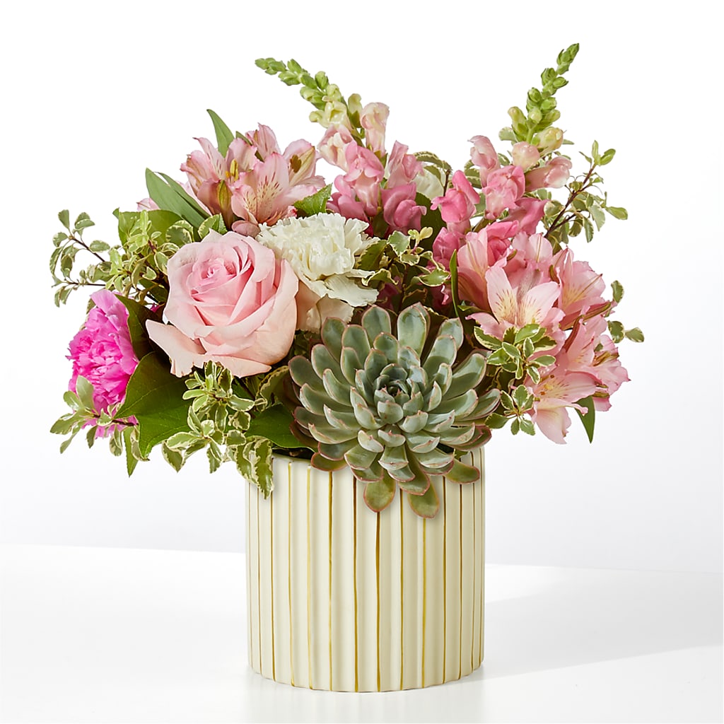 Magenta Musings Bouquet – Lovely Flowers And Gifts, Islip Terrace NY