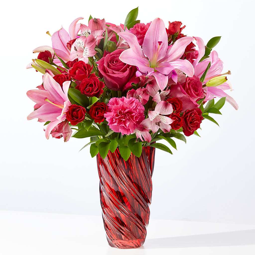 In Love Bouquet with Luxe Swirl Vase – Lovely Flowers And Gifts, Islip Terrace NY