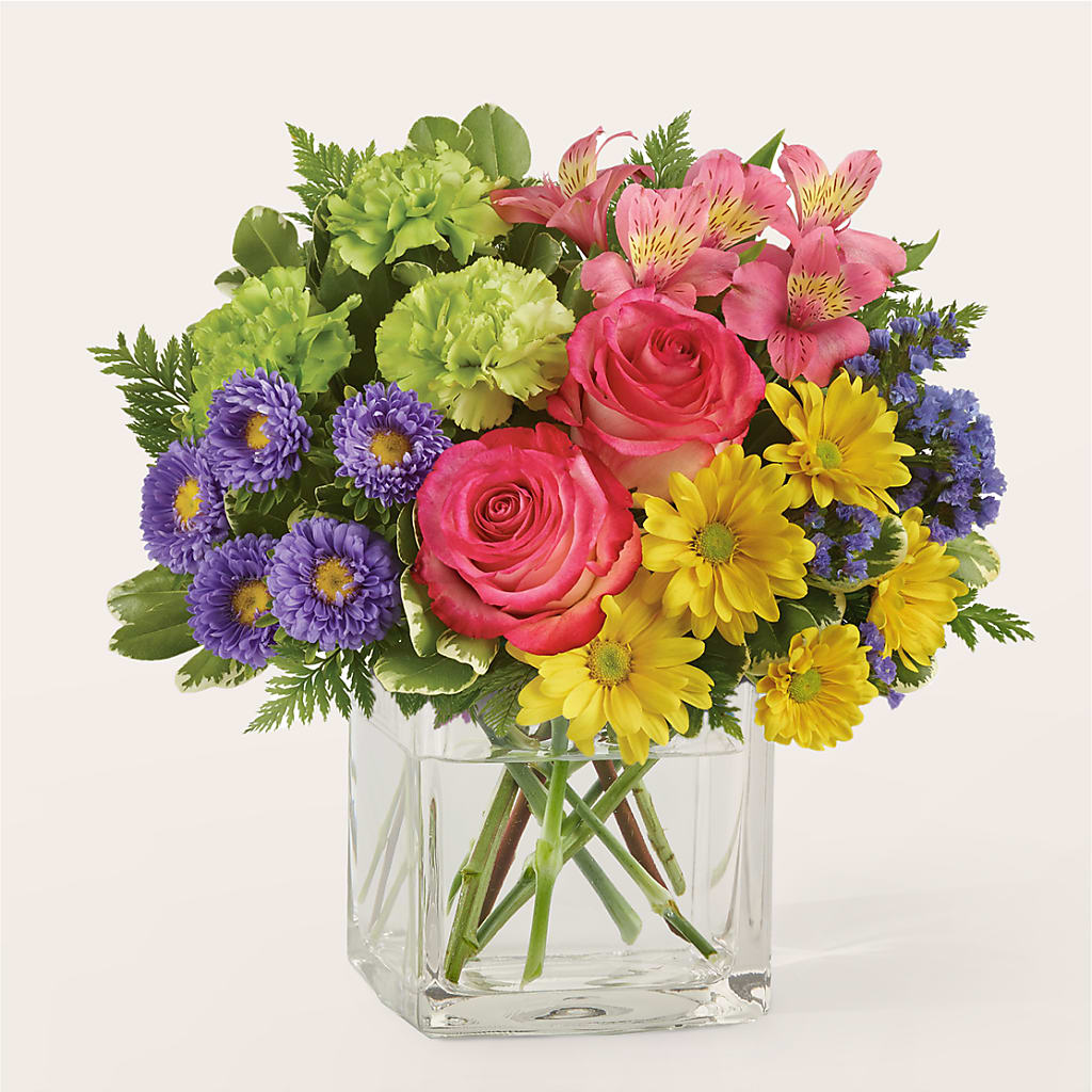 Candy Jar Bouquet – Lovely Flowers And Gifts, Islip Terrace NY