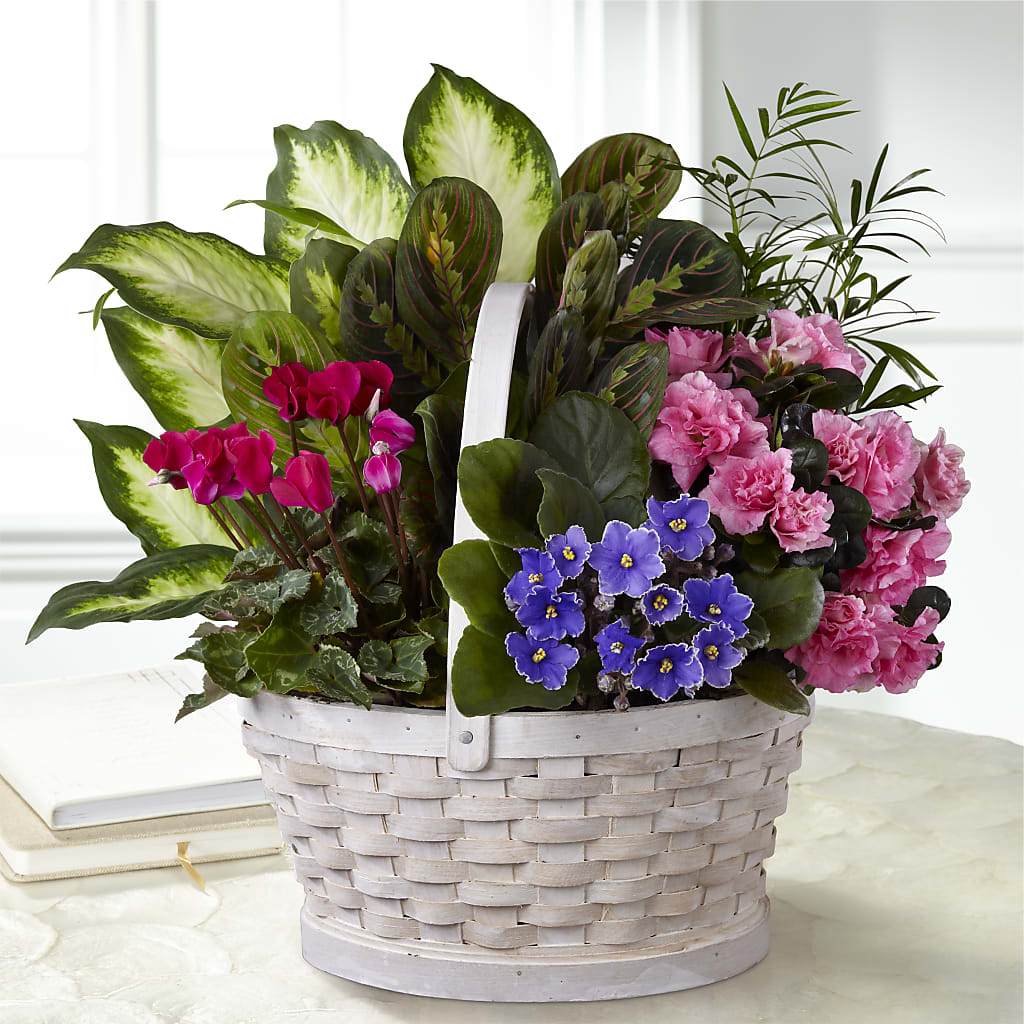 Peaceful Garden Planter – Lovely Flowers And Gifts, Islip Terrace NY