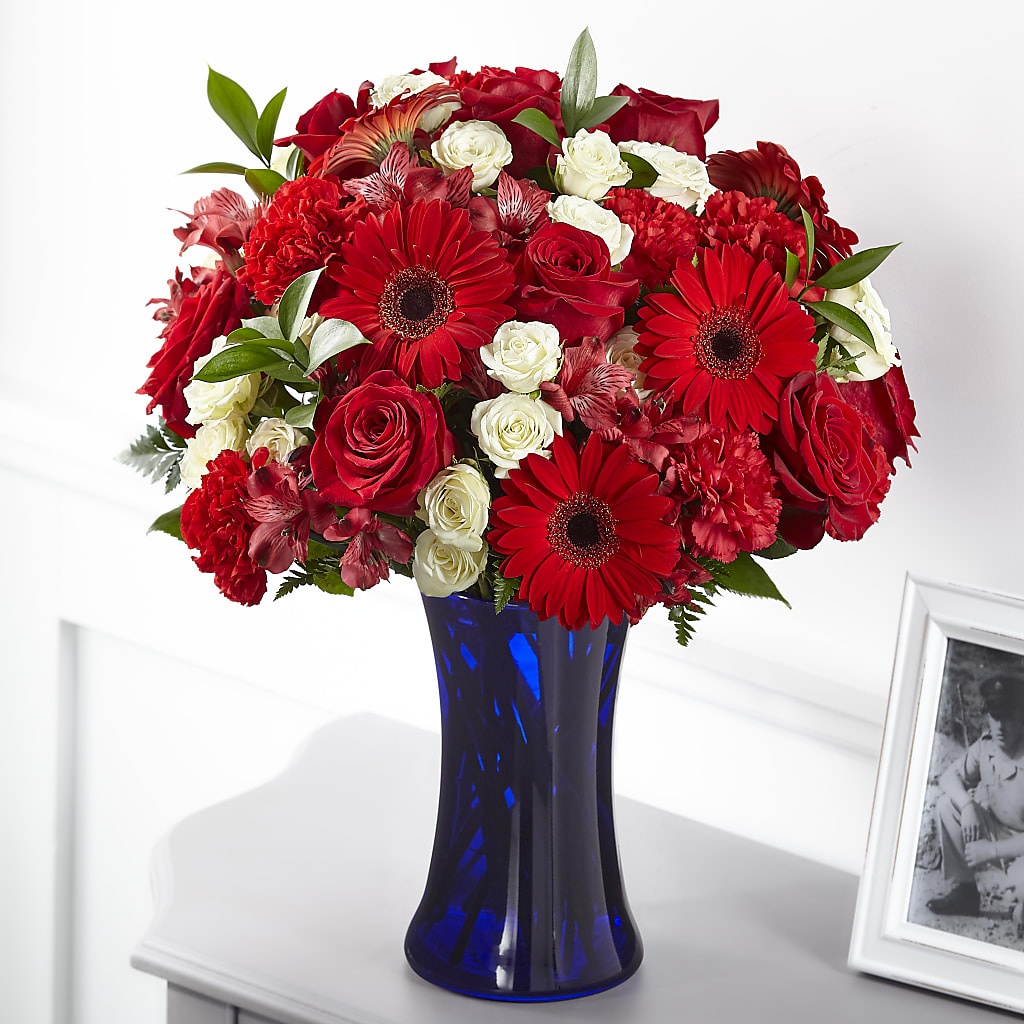 Hearts Embrace Bouquet – Lovely Flowers And Gifts, Islip Terrace NY
