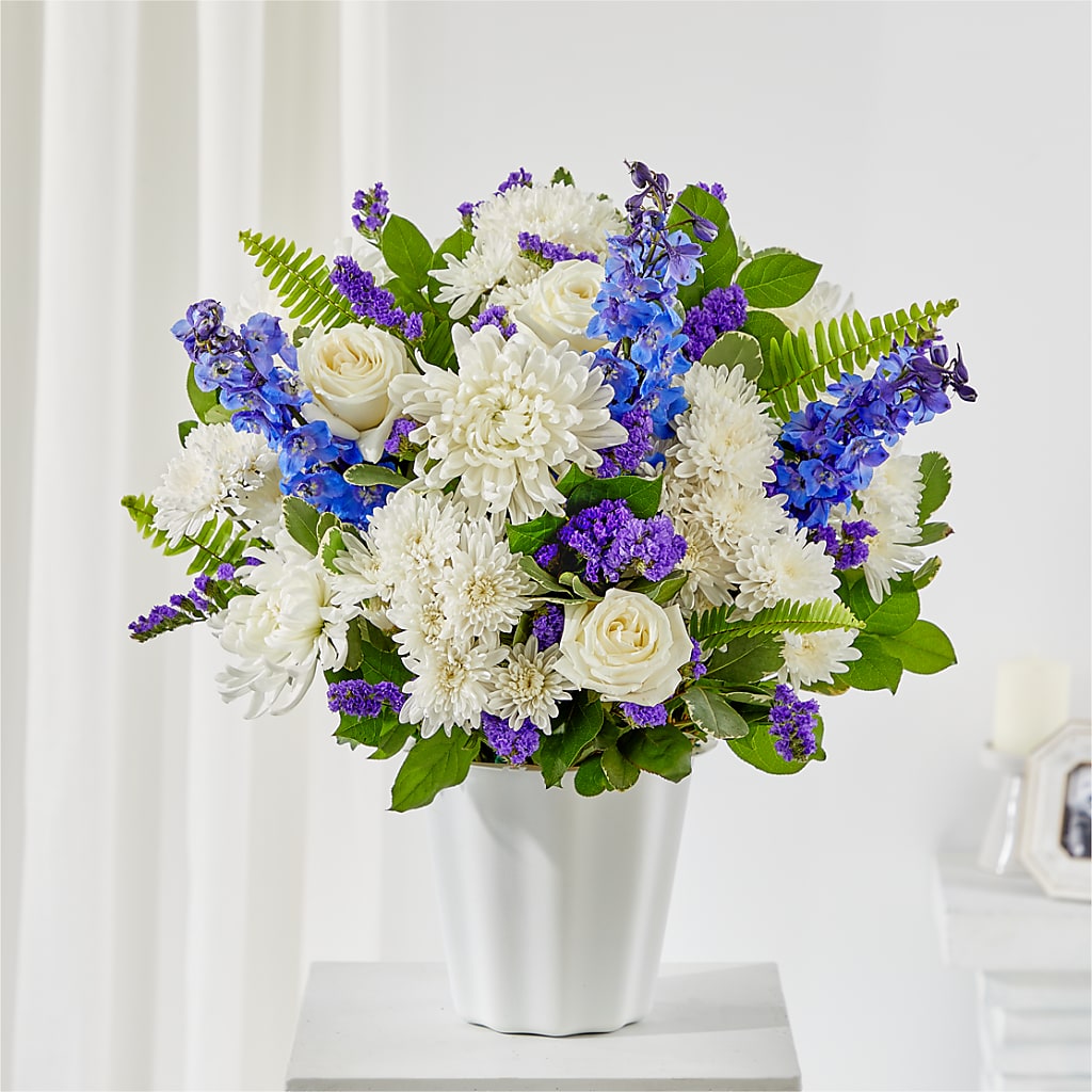 Hold Dear Tabletop Basket – Lovely Flowers And Gifts, Islip Terrace NY
