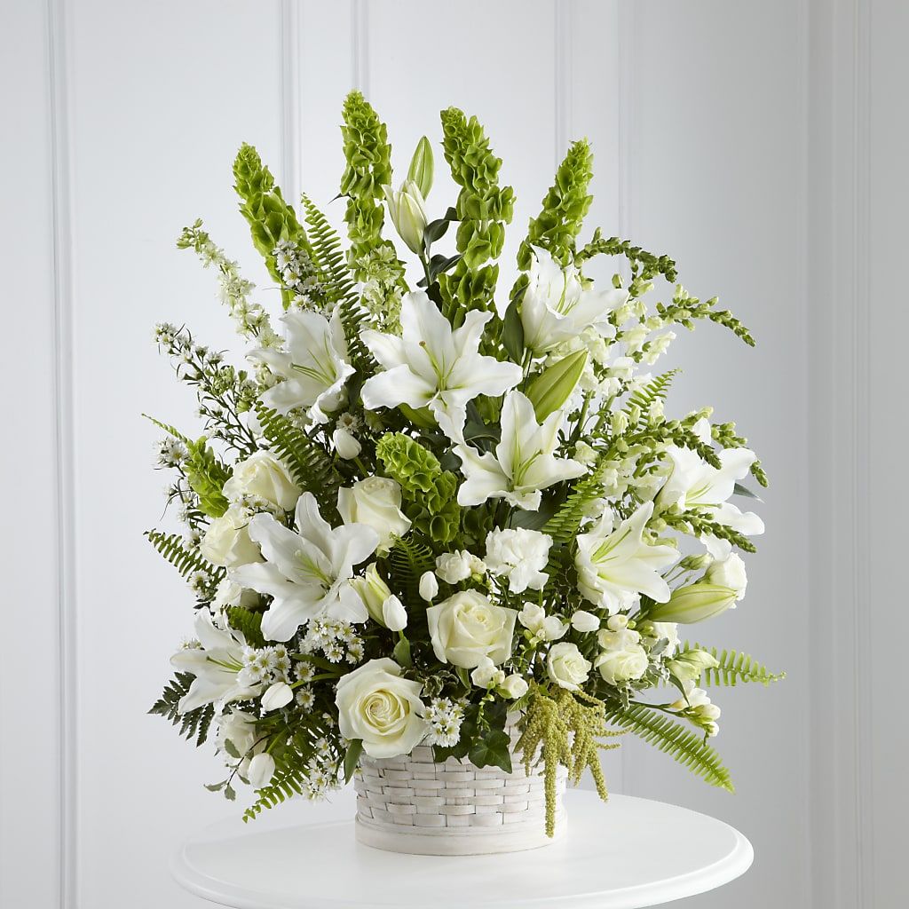 In Our Thoughts Arrangement – Lovely Flowers And Gifts, Islip Terrace NY