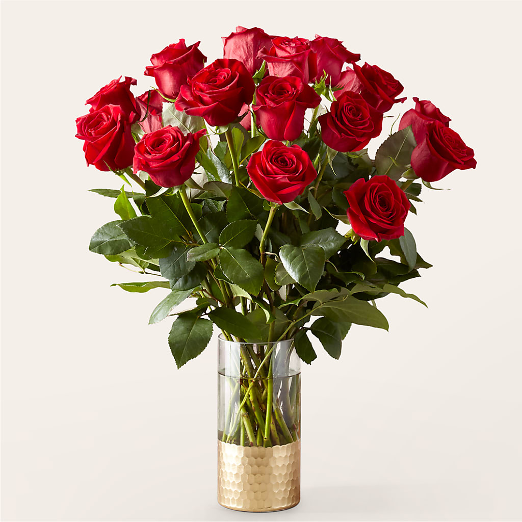 Classic Love Red Rose Bouquet – Lovely Flowers And Gifts, Islip Terrace NY