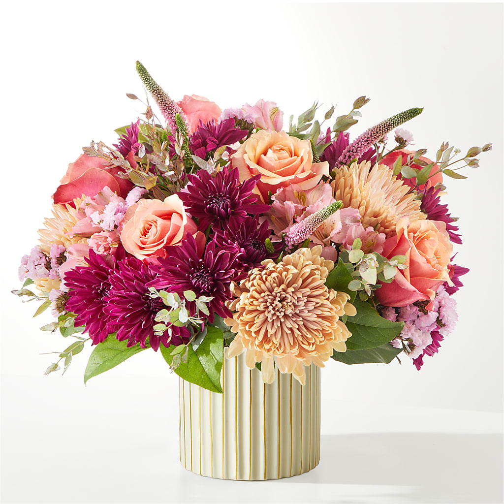 Berry Cobbler Bouquet with Ivory Vase – Lovely Flowers And Gifts, Islip Terrace NY