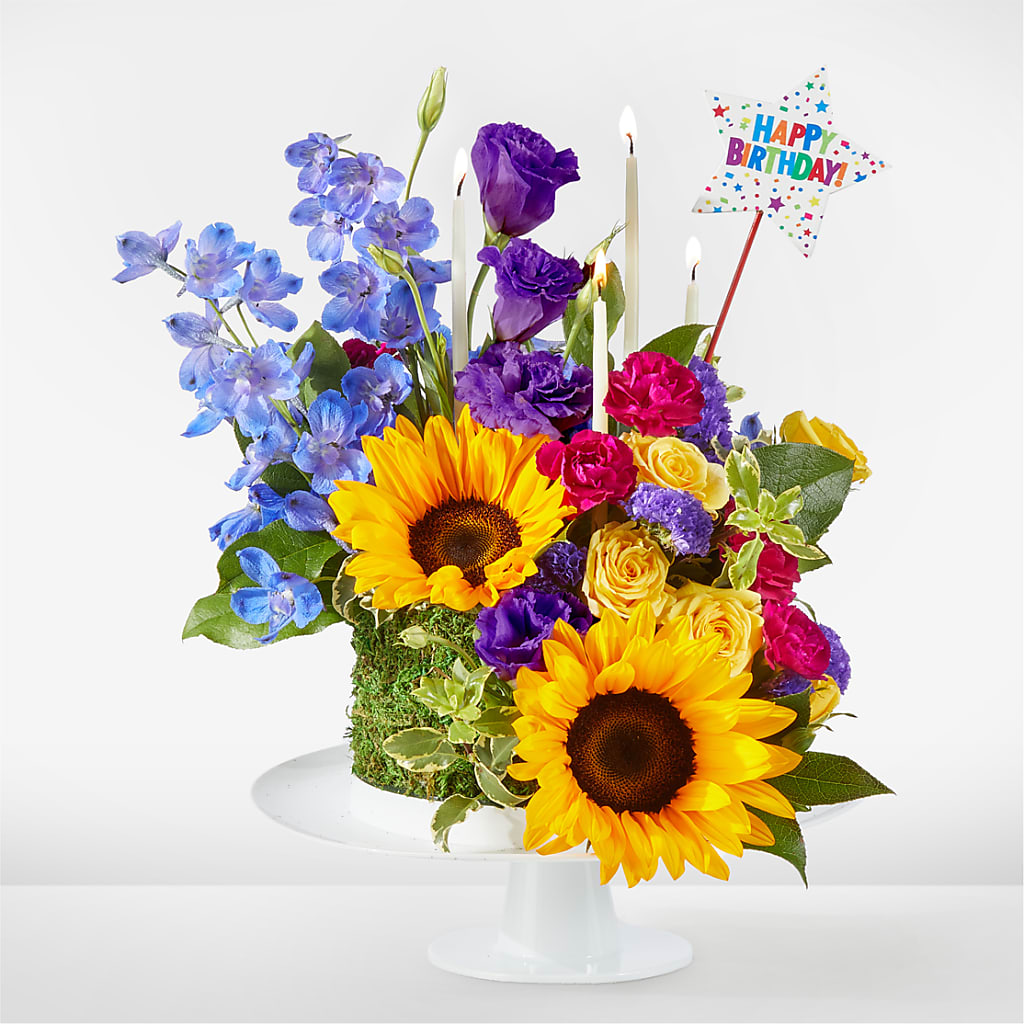 Star of the Day Floral Cake – Lovely Flowers And Gifts, Islip Terrace NY