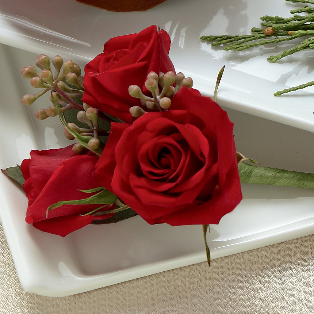Red Spray Rose Boutonniere – Lovely Flowers And Gifts, Islip Terrace NY