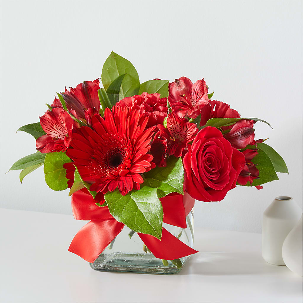 Red Hot Bouquet – Lovely Flowers And Gifts, Islip Terrace NY