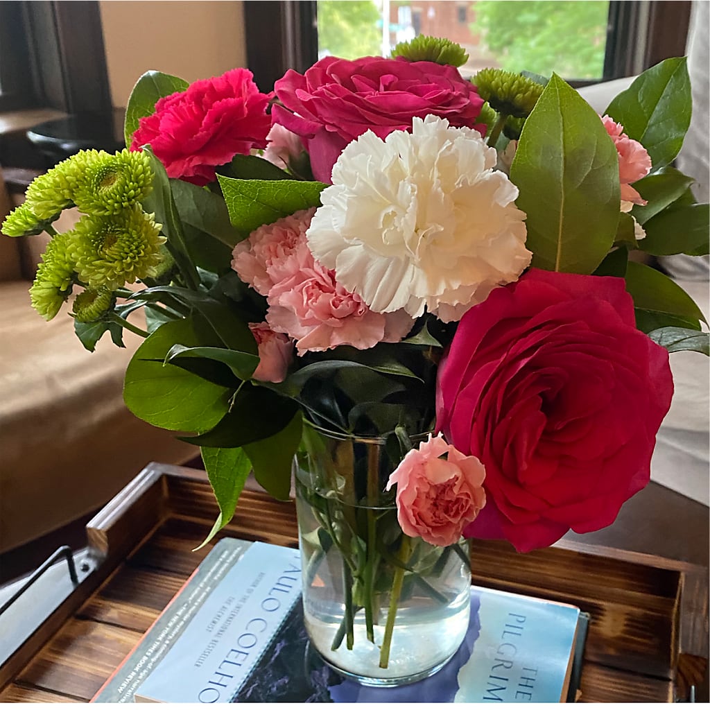 Sweet & Pretty Bouquet –  Lovely Flowers And Gifts, Islip Terrace NY