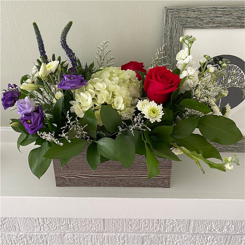 Sweet Magnolia Bouquet –  Lovely Flowers And Gifts, Islip Terrace NY
