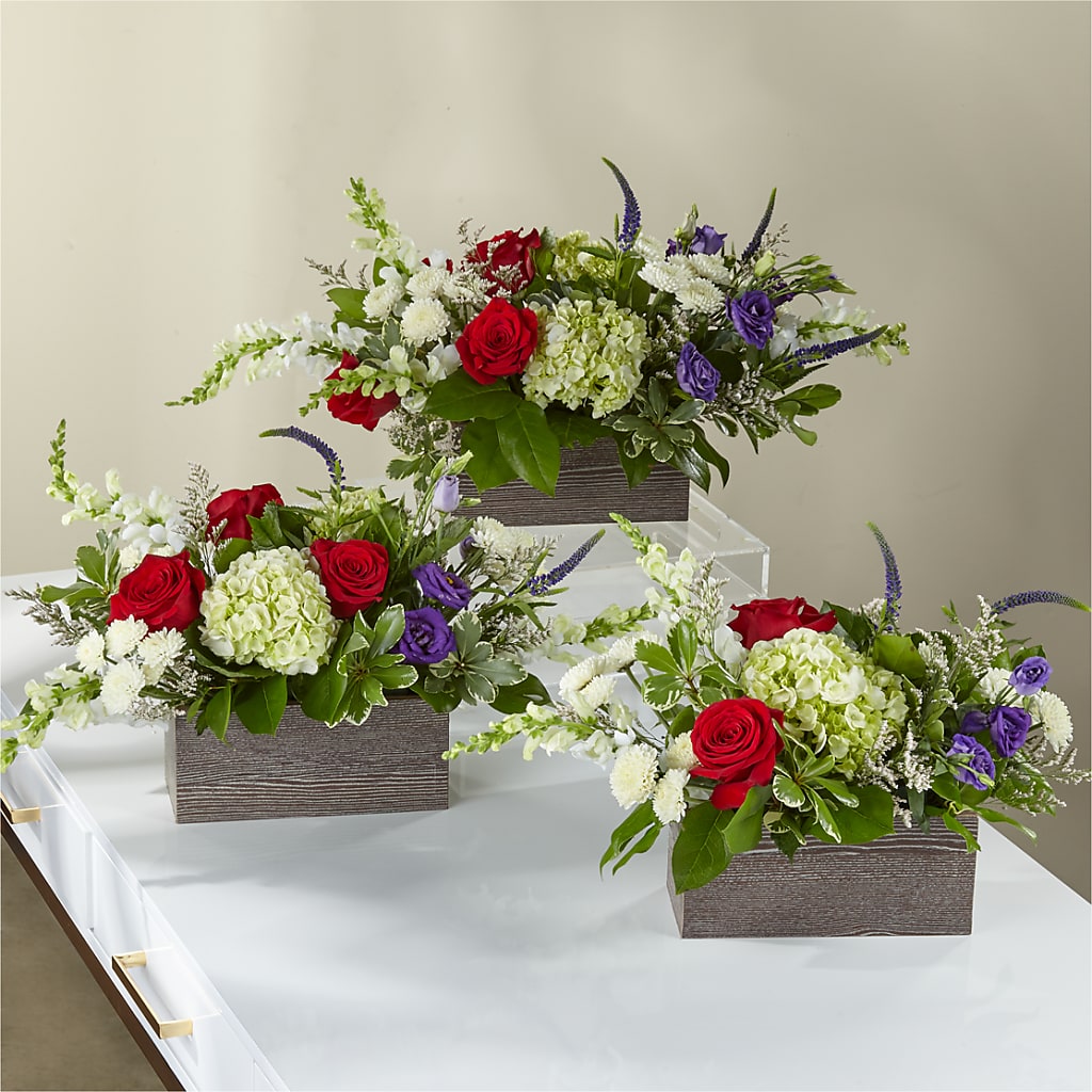 Sweet Magnolia Bouquet –  Lovely Flowers And Gifts, Islip Terrace NY