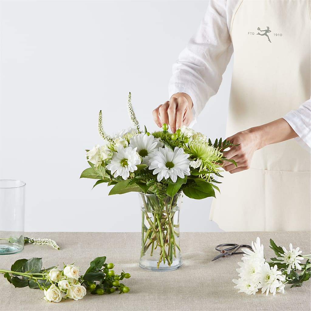 Irish Garden - A Florist Original –  Lovely Flowers And Gifts, Islip Terrace NY