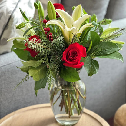 Sparkling Snowflakes Bouquet –  Lovely Flowers And Gifts, Islip Terrace NY