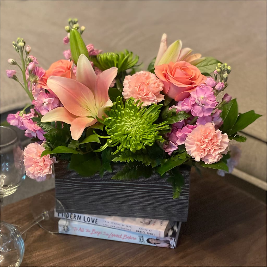 Beautiful Spirit Basket –  Lovely Flowers And Gifts, Islip Terrace NY