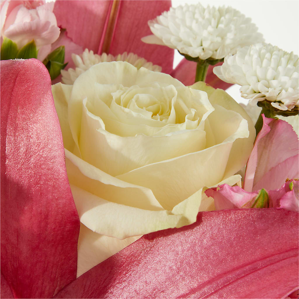 Piece of Cake Bouquet –  Lovely Flowers And Gifts, Islip Terrace NY