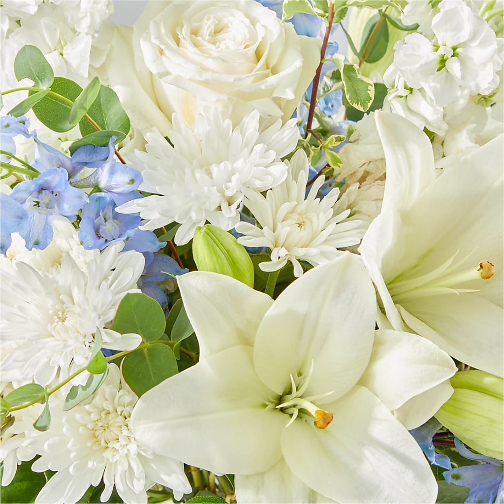 Peace of Mind Bouquet –  Lovely Flowers And Gifts, Islip Terrace NY