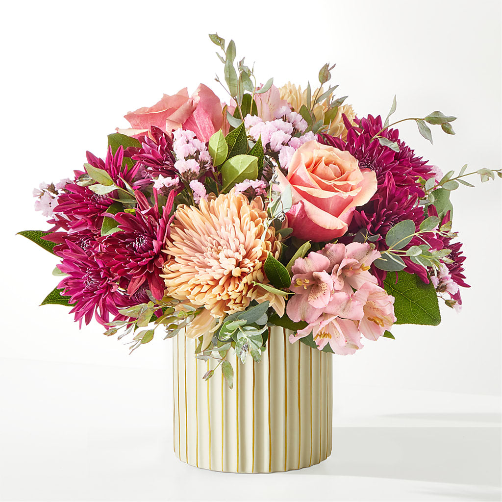 Berry Cobbler Bouquet with Ivory Vase –  Lovely Flowers And Gifts, Islip Terrace NY
