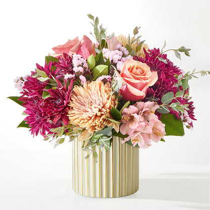 Berry Cobbler Bouquet with Ivory Vase –  Lovely Flowers And Gifts, Islip Terrace NY