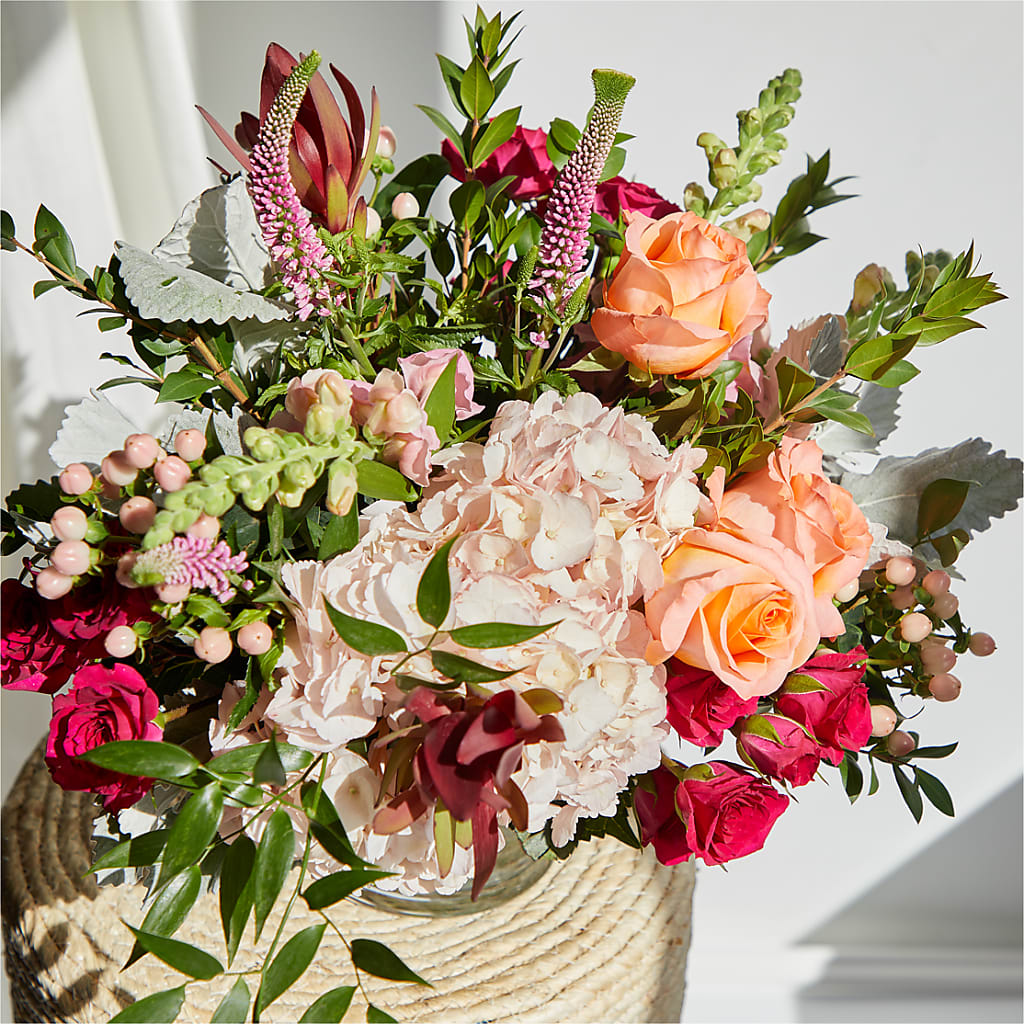 Glitz & Glam Bouquet –  Lovely Flowers And Gifts, Islip Terrace NY