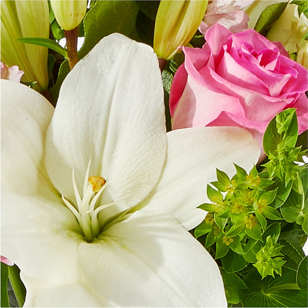 Fondly Bouquet –  Lovely Flowers And Gifts, Islip Terrace NY