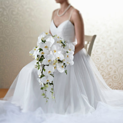 Classic White Bouquet –  Lovely Flowers And Gifts, Islip Terrace NY